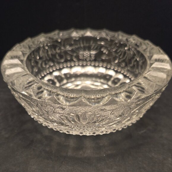VINTAGE CRYSTAL DISH/ASHTRY - Picture 1 of 6